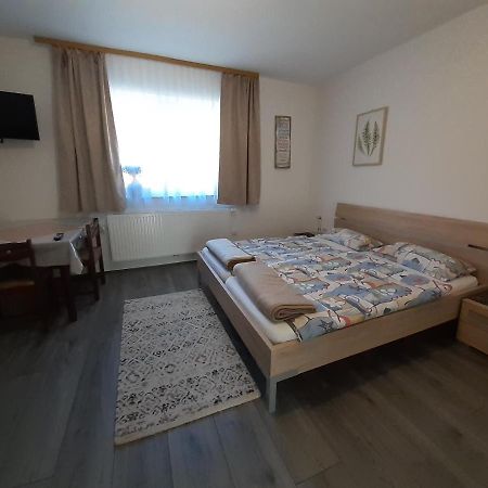 Ferienwohnung Huber Engelhartszell Buitenkant foto