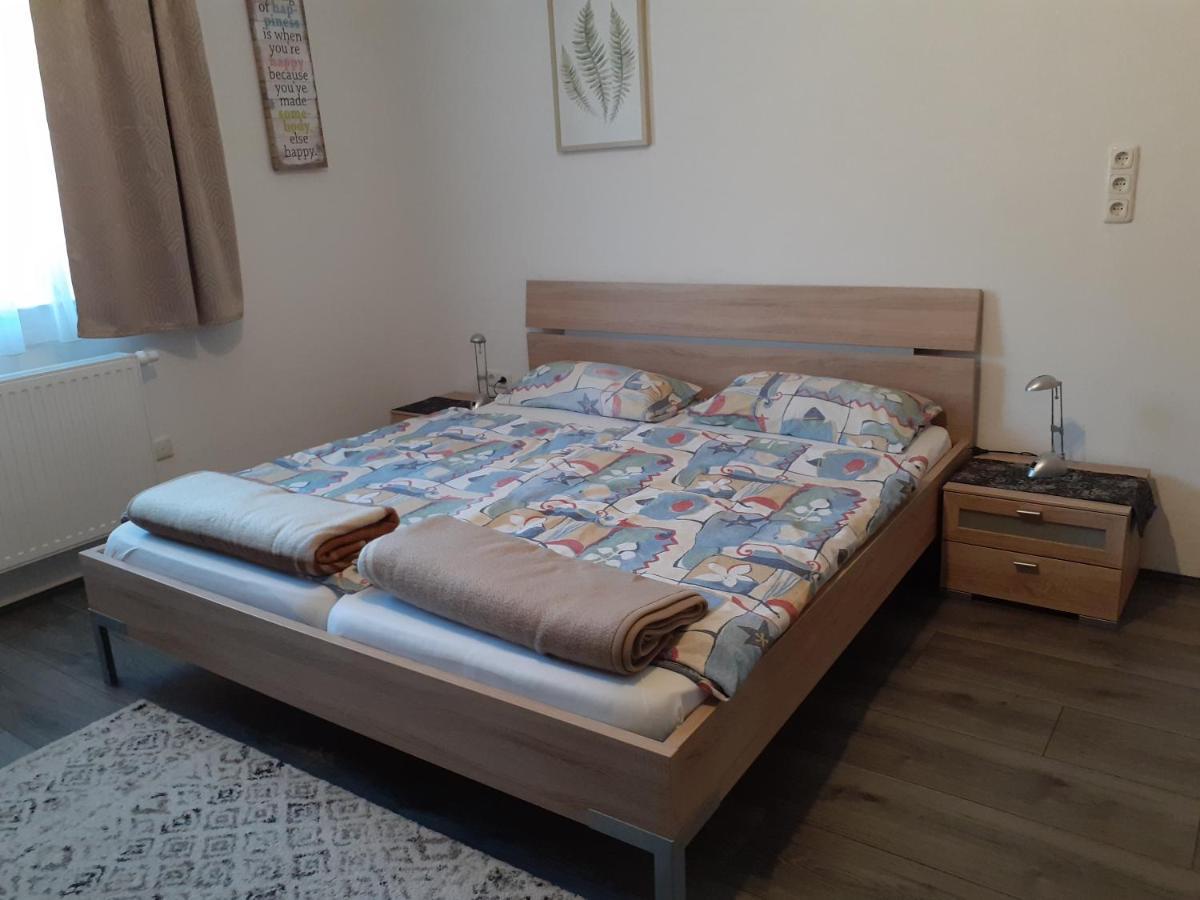 Ferienwohnung Huber Engelhartszell Buitenkant foto