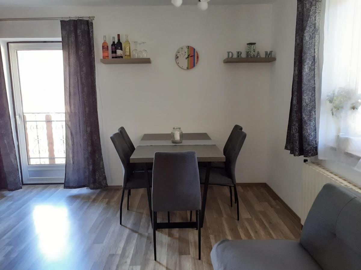 Ferienwohnung Huber Engelhartszell Buitenkant foto