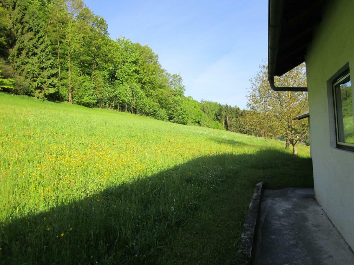 Ferienwohnung Huber Engelhartszell Buitenkant foto